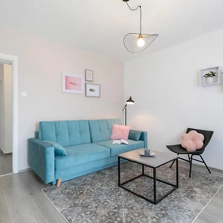 Center With Private Garden And Bbq Apartmán *