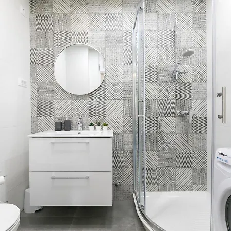 Center With Private Garden And Bbq بوريتش