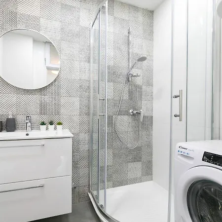 Center With Private Garden And Bbq *