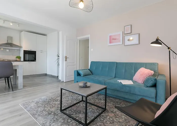 Apartmán Center With Private Garden And Bbq *