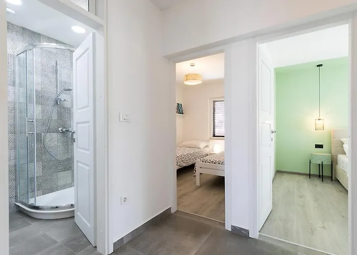 Apartmán Center With Private Garden And Bbq Poreč