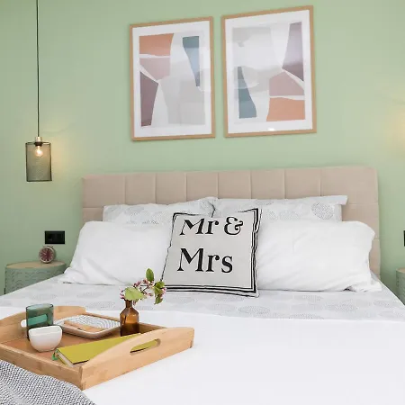 Center With Private Garden And Bbq Apartman